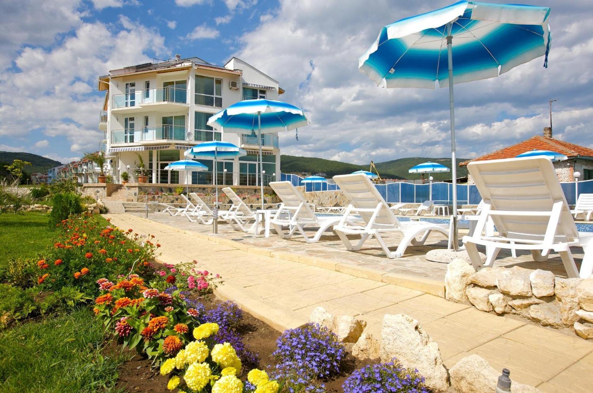 Nushev Hotel Sveti Vlas Eksteriør bilde