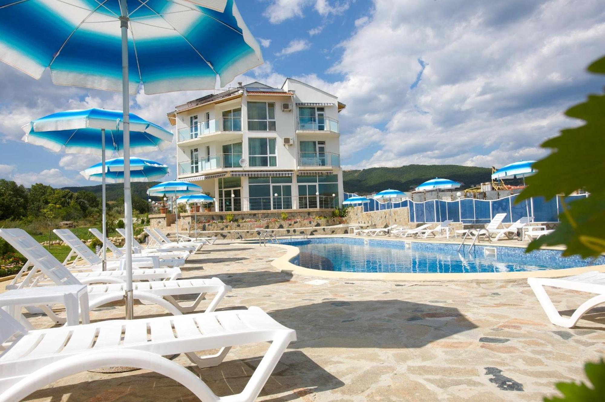 Nushev Hotel Sveti Vlas Eksteriør bilde